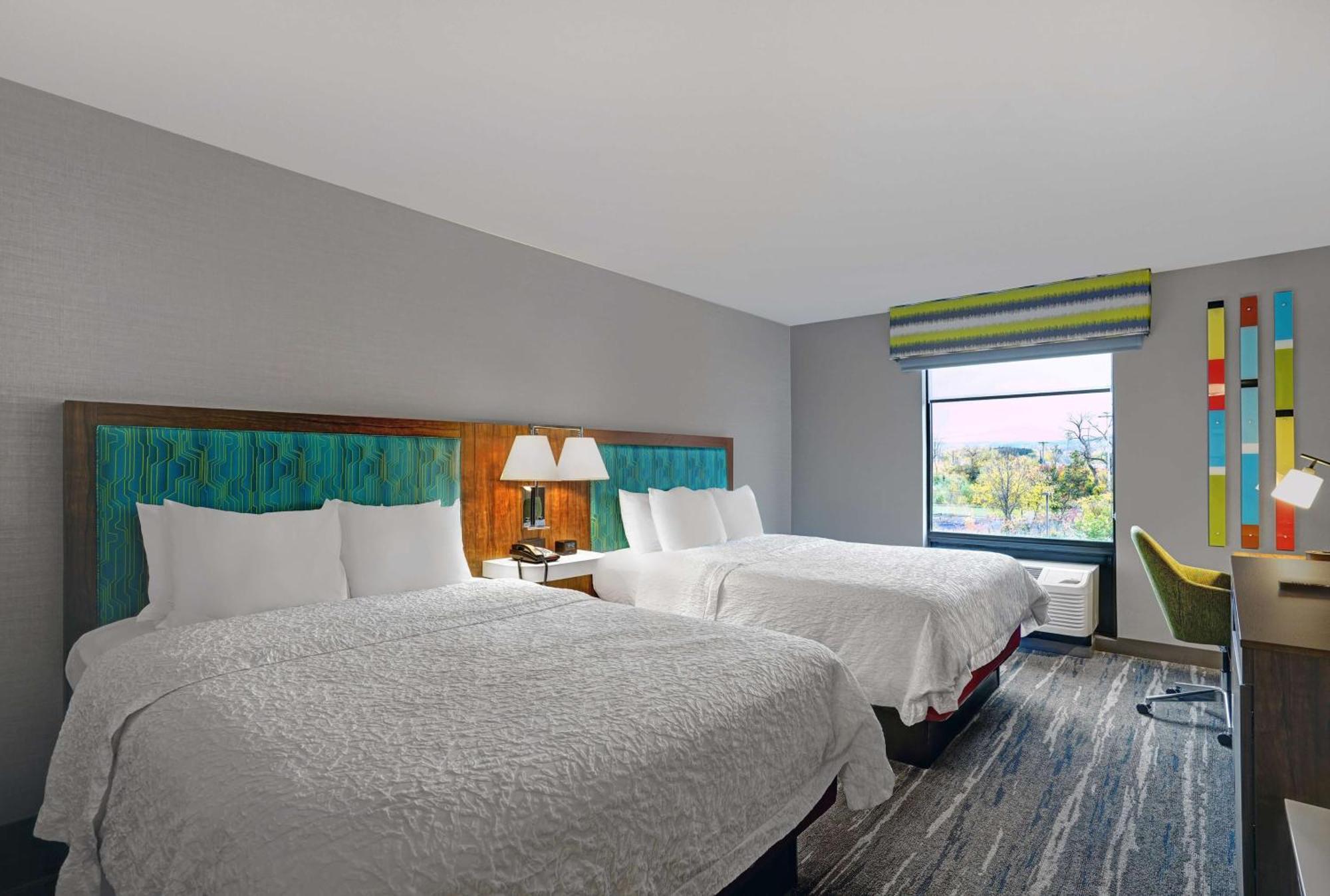 Hampton Inn Utica Exterior foto