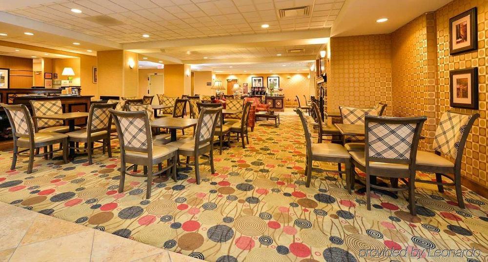 Hampton Inn Utica Exterior foto